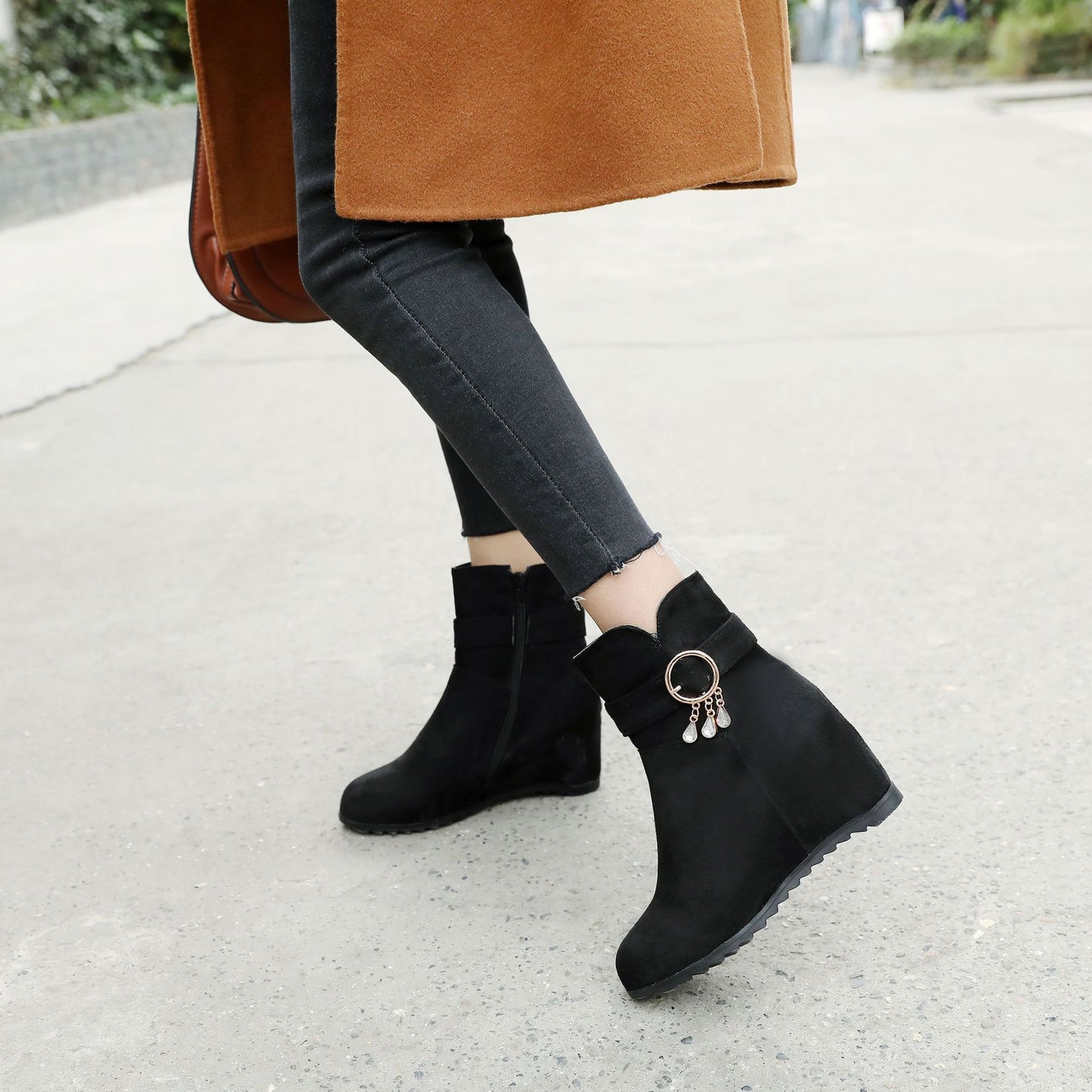 Fringed Round Toe Wedge Heel Winter Ladies Short Boots