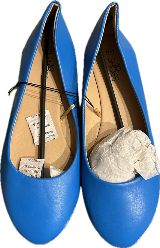 Flat comfortable shoes for women