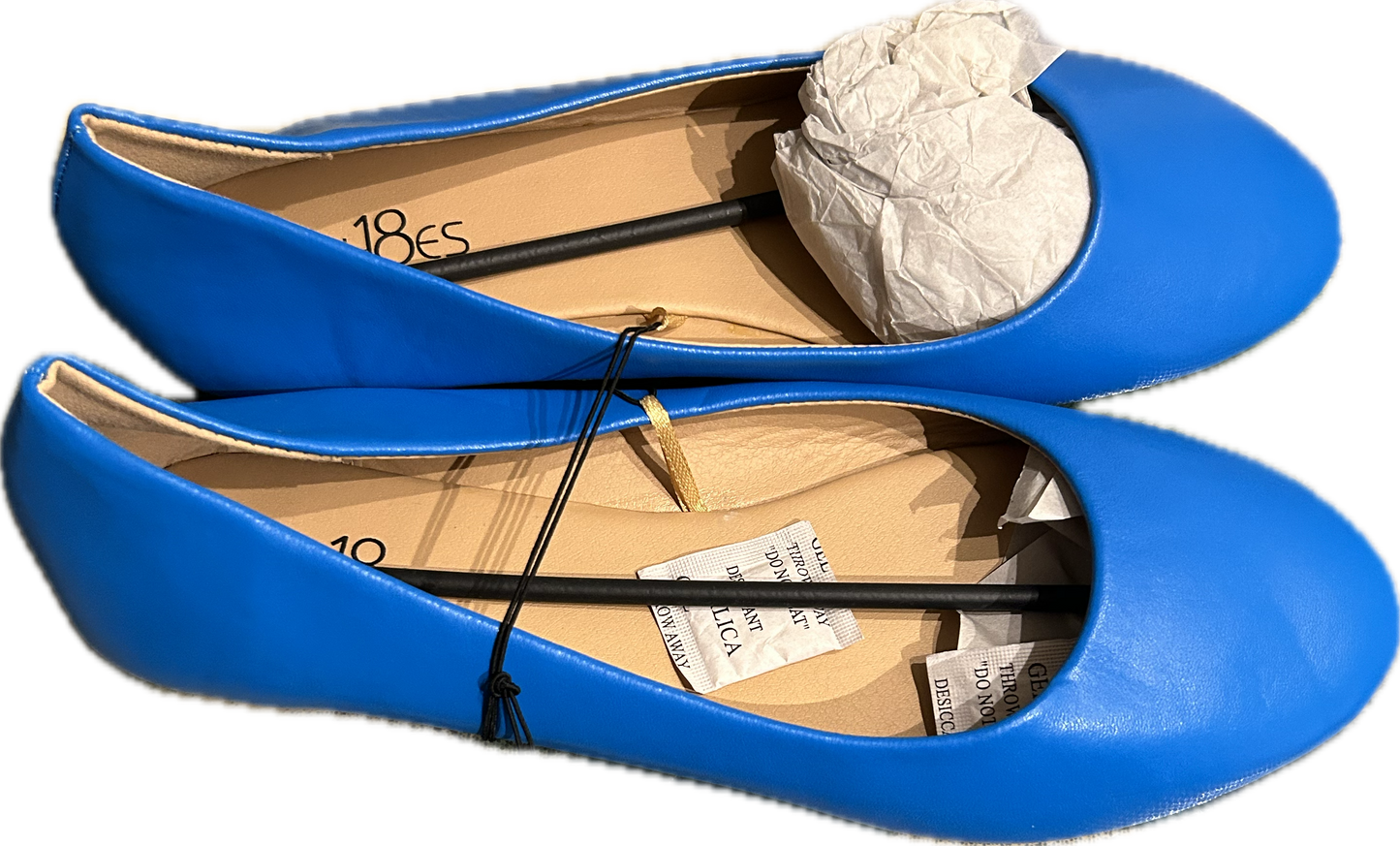 Flat comfortable shoes for women