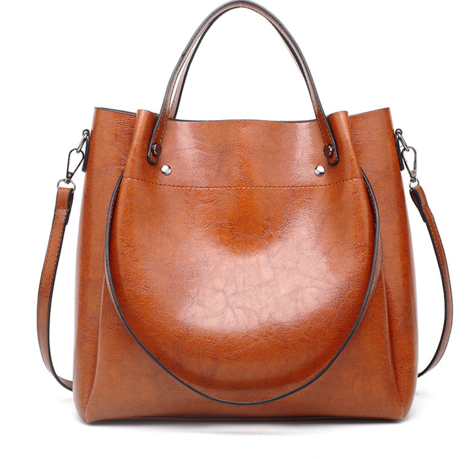 Large-capacity shoulder bag