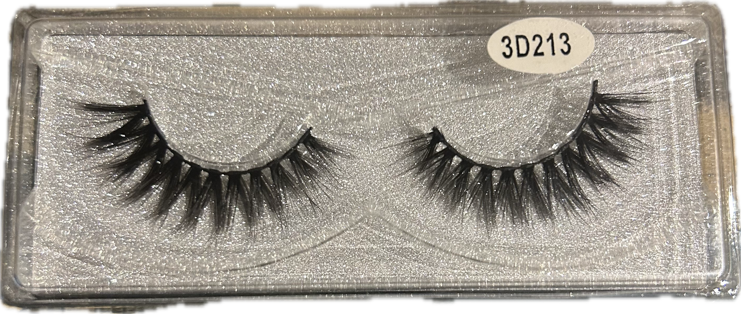 Description
False Eyelashes Style: Crisscross
Size: 1 box
Manufacturing Process: Hand Made
Item Type: False Eyelash
Model Number: False Eyelashes
Quantity: 1 Pair
False Eyelashes Band: Plastic Cotton Band
False Eyelash Material: Other