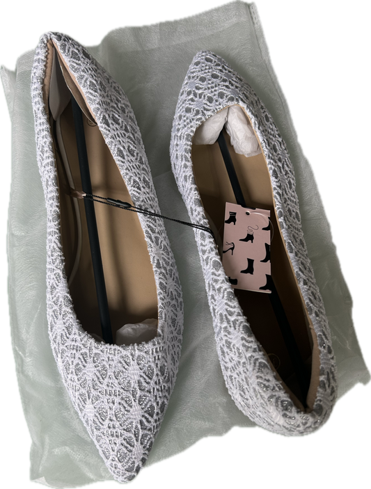 Flats shoes