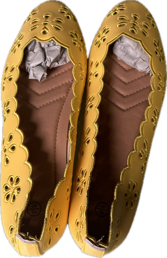 Flats shoes